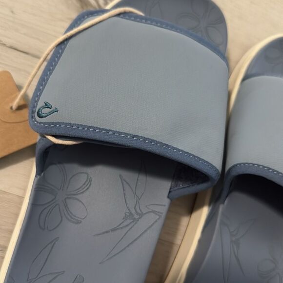 NWT- Olukai- NU’A ‘OLA- SEA ICE blue- slides- women’s size 10 - Picture 7 of 9